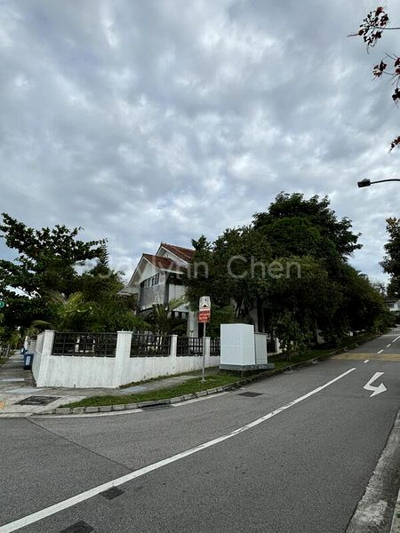 5 Bed Bungalow (Landed) for Sale in  Edelweiss Park Condominium - Image 3